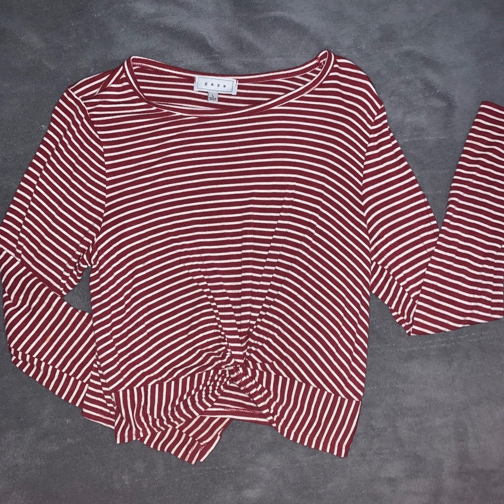 maroon top